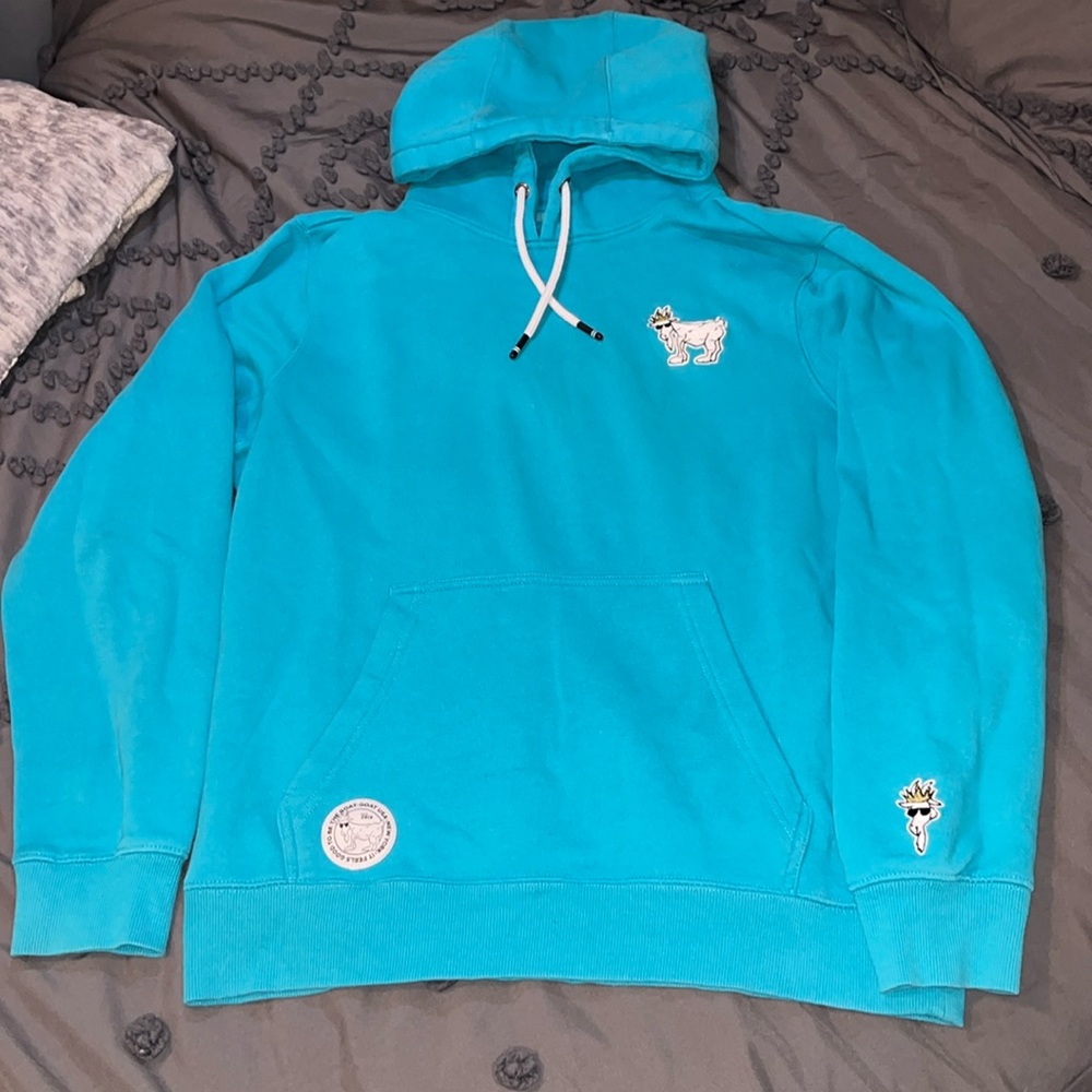 Pullover turquoise hoodie